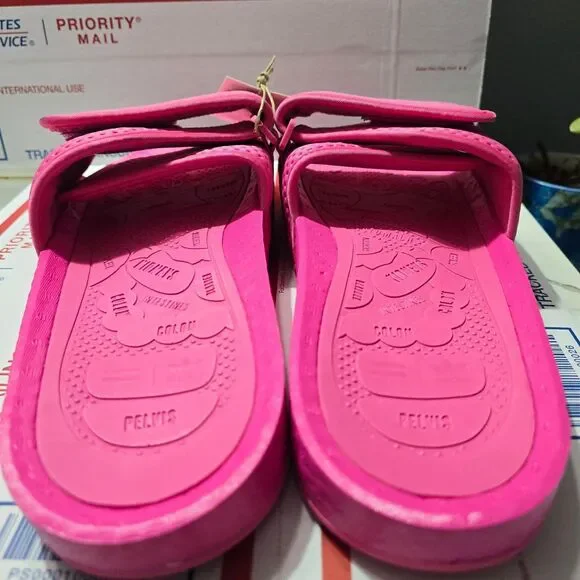 Adidas Pink Pharrell Hu Slides Sz 12 - Picture 2 of 5